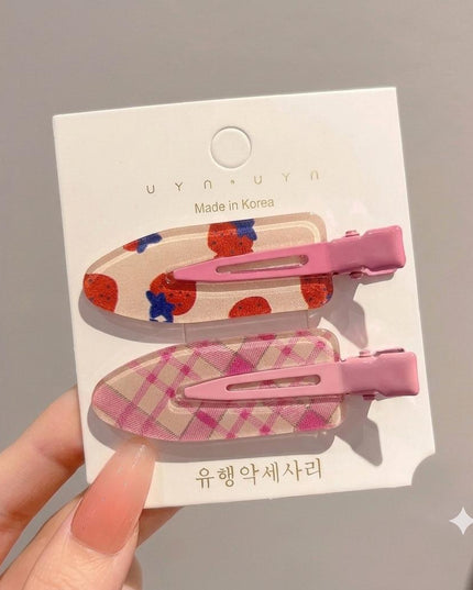 Korean Aesthetic Pink Hair Clips for Girls & Women – Acrylic Duckbill Hair Pins Set of 2 (Strawberry Print & Plaid Check) (VT-136)