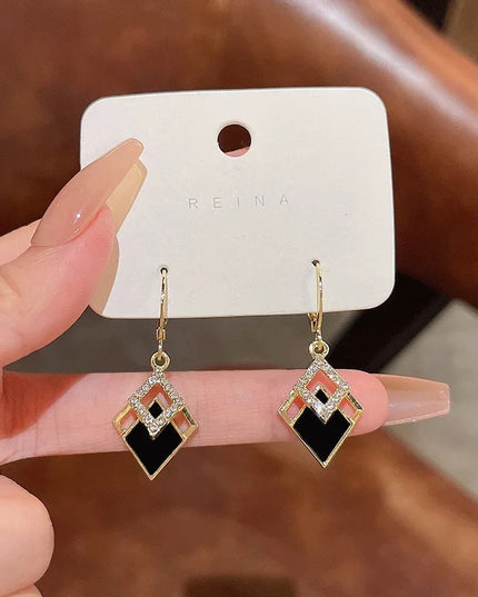 Amazing Korean Jewelry For Women (DESIGN 1547)