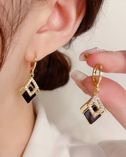 Amazing Korean Jewelry For Women (DESIGN 1547)