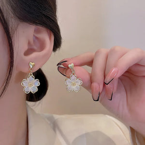 Amazing Korean Jewelry For Women (DESIGN 1604)