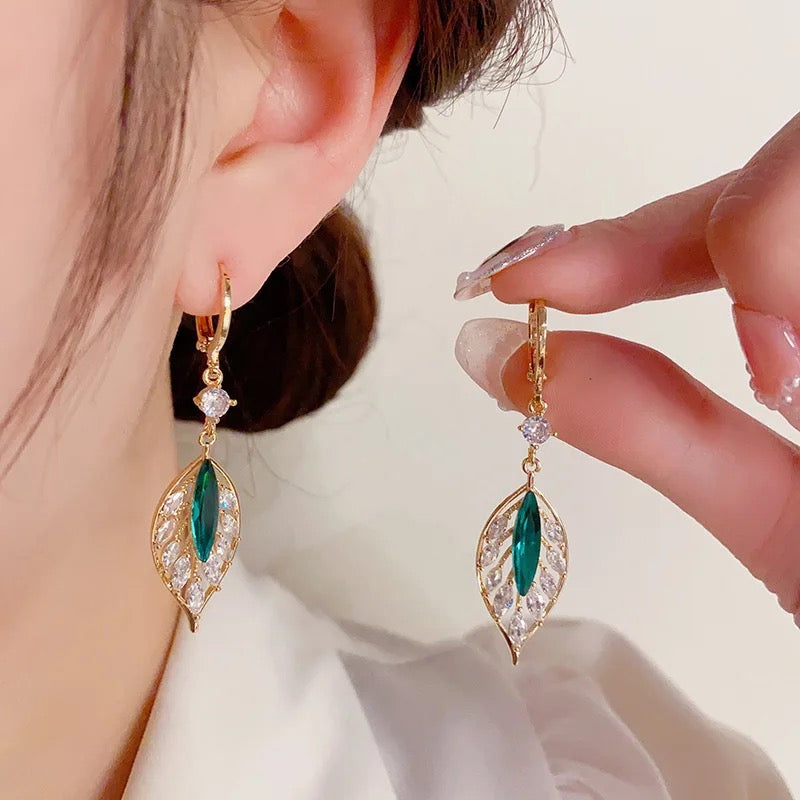 Amazing Korean Jewelry For Women (DESIGN 1622)