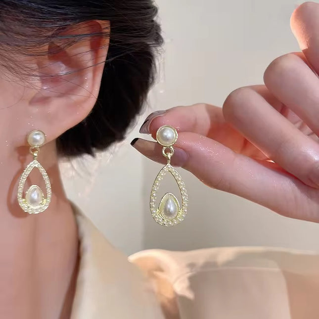 Amazing Korean Jewelry For Women (DESIGN 1698)