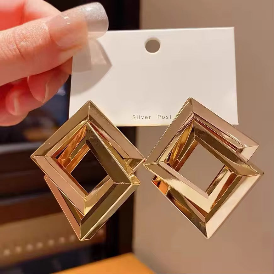 Amazing Korean Jewelry For Women (DESIGN 1700)