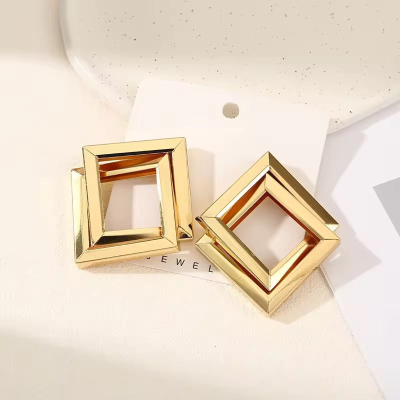 Amazing Korean Jewelry For Women (DESIGN 1700)