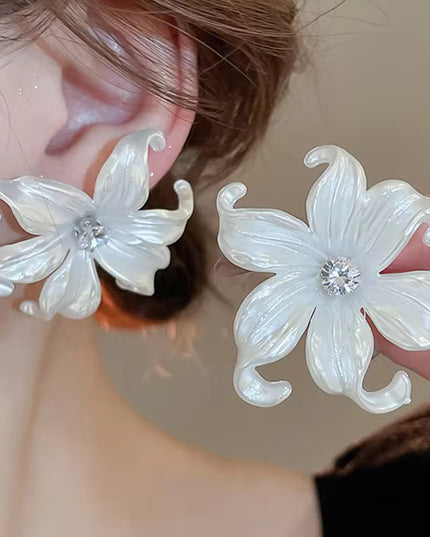 Amazing Korean Jewelry For Women (DESIGN 1717)