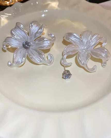 Amazing Korean Jewelry For Women (DESIGN 1717)