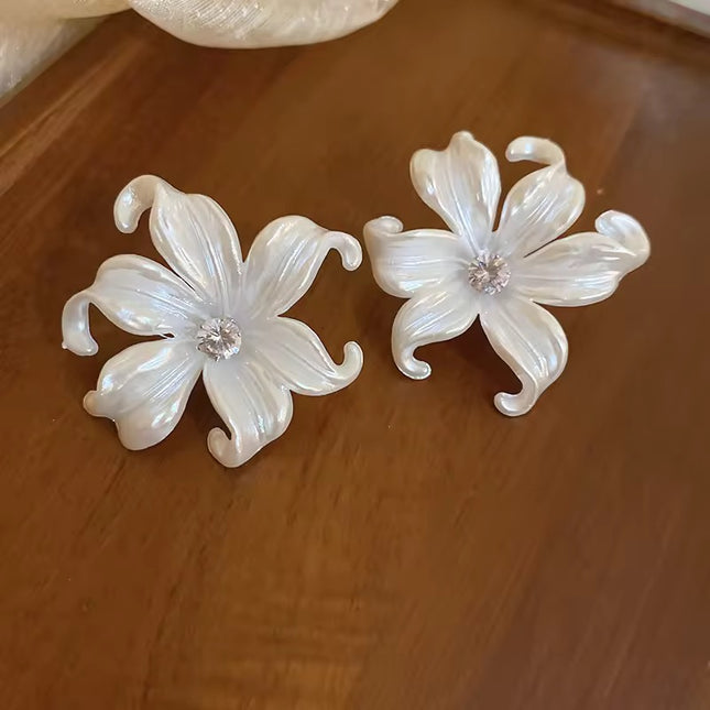Amazing Korean Jewelry For Women (DESIGN 1717)