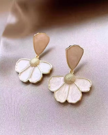 Amazing Korean Jewelry For Women (DESIGN 1765)