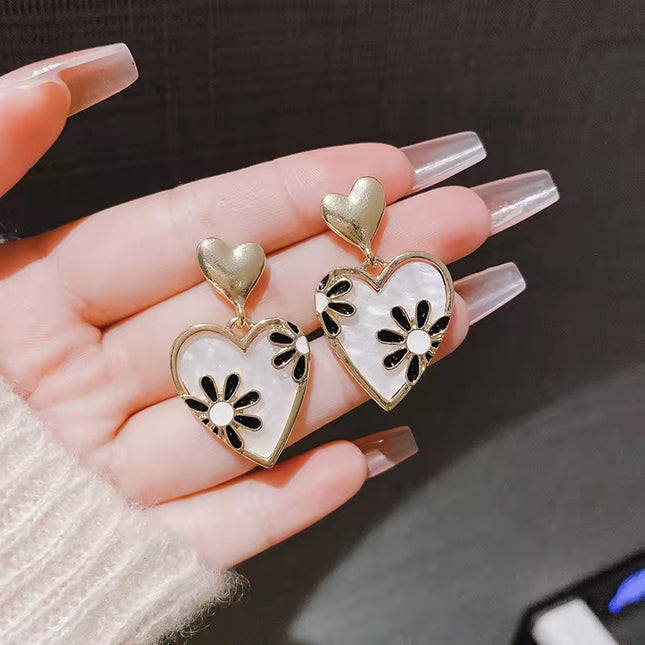 Amazing Korean Jewelry For Women (DESIGN 1775)