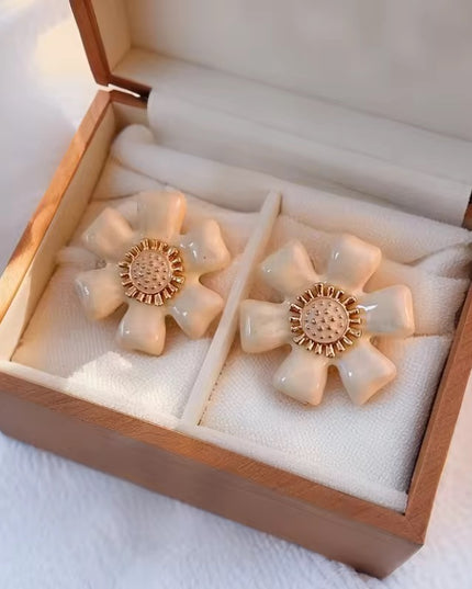 Amazing Korean Jewelry For Women (DESIGN 1777)