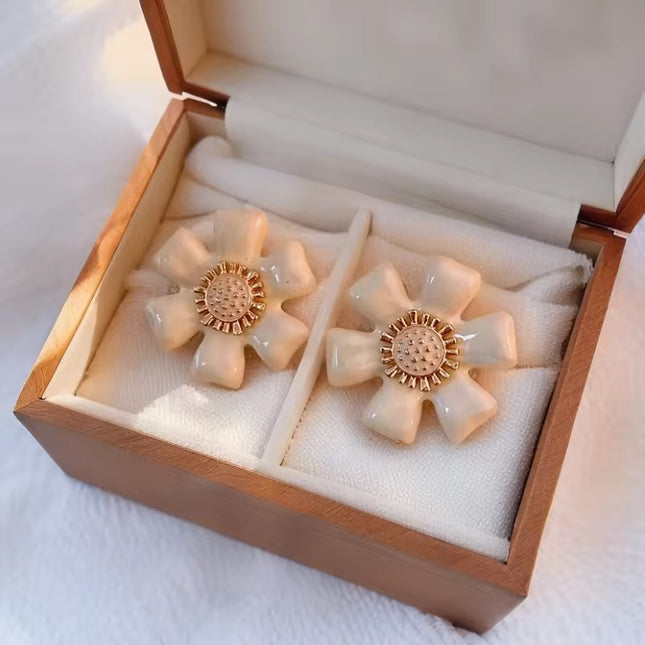 Amazing Korean Jewelry For Women (DESIGN 1777)