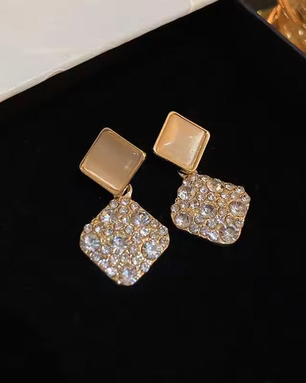 Amazing Korean Jewelry For Women (DESIGN 1790)