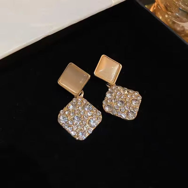Amazing Korean Jewelry For Women (DESIGN 1790)