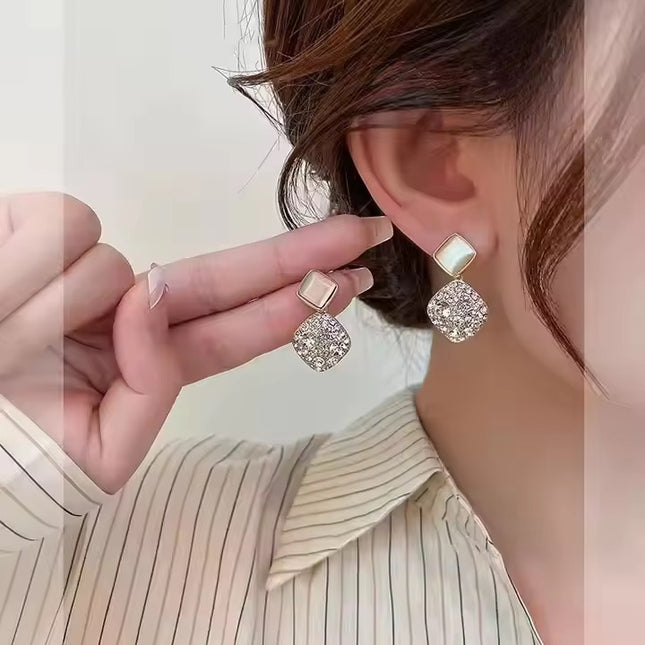 Amazing Korean Jewelry For Women (DESIGN 1790)