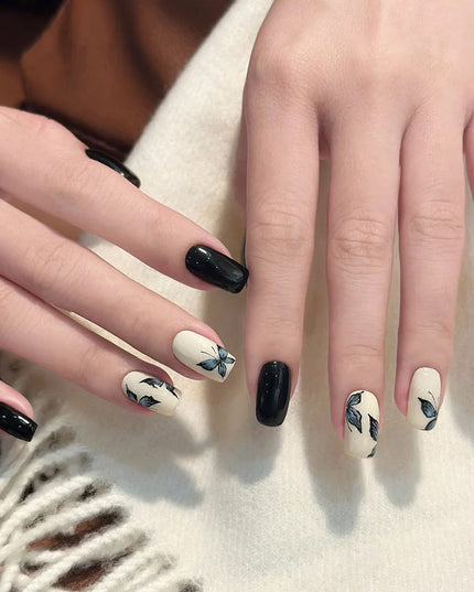Elegant Minimalist Press-On Nail Set (24pcs) (DESIGN 7589)