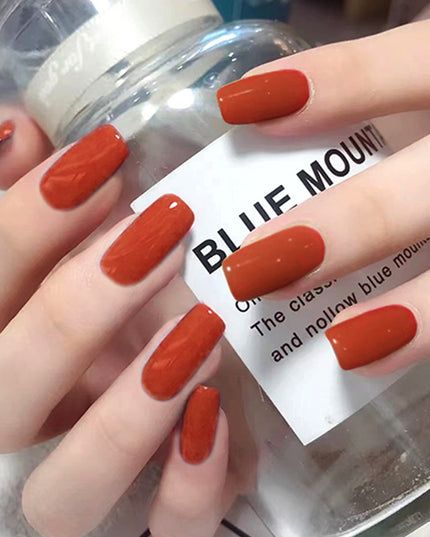 Elegant Minimalist Press-On Nail Set (24pcs) (DESIGN 7374)