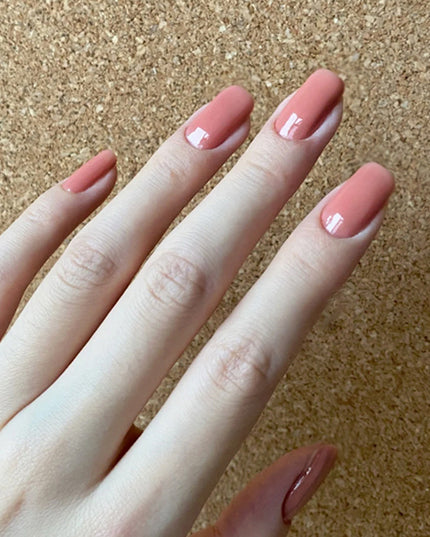 Elegant Minimalist Press-On Nail Set (24pcs) (DESIGN 7425)