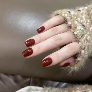 Elegant Minimalist Press-On Nail Set (24pcs) (DESIGN 7470)