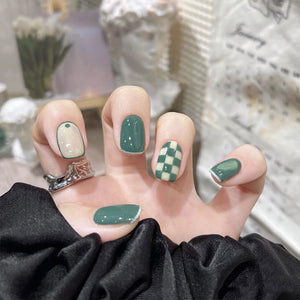 Elegant Minimalist Press-On Nail Set (24pcs) (DESIGN 7365)