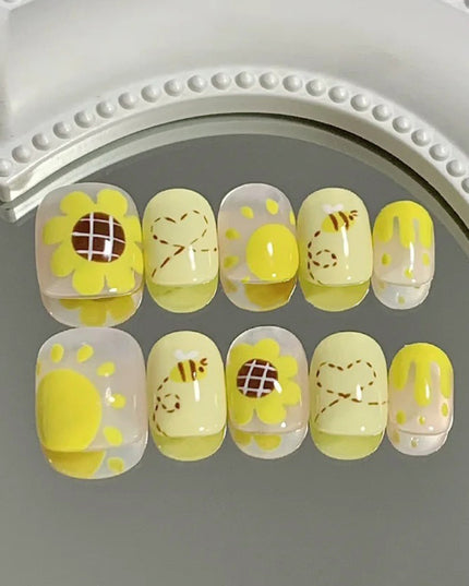 Elegant Minimalist Press-On Nail Set (24pcs) (DESIGN 7646)