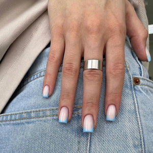 Elegant Minimalist Press-On Nail Set (24pcs) (DESIGN 7351)