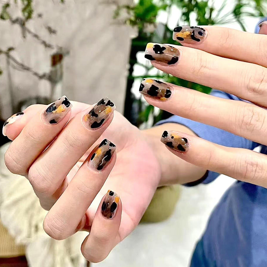 Elegant Minimalist Press-On Nail Set (24pcs) (DESIGN 7591)