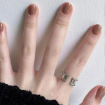 Elegant Minimalist Press-On Nail Set (24pcs) (DESIGN 7379)