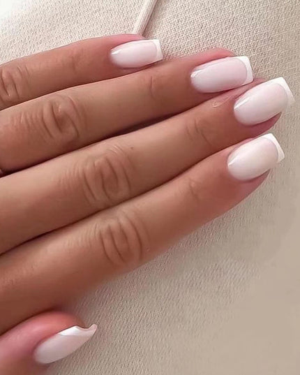 Elegant Minimalist Press-On Nail Set (24pcs) (DESIGN 7345)