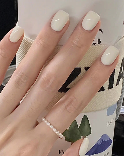 Elegant Minimalist Press-On Nail Set (24pcs) (DESIGN 7380)
