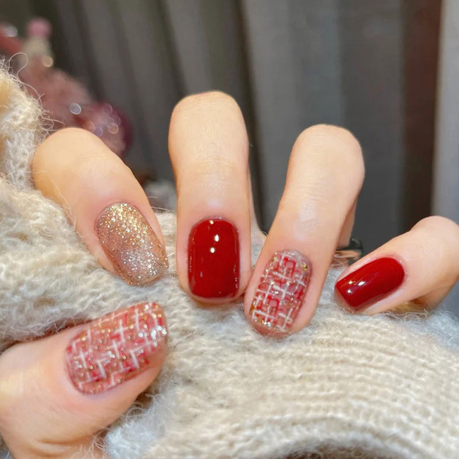 Elegant Minimalist Press-On Nail Set (24pcs) (DESIGN 7615)