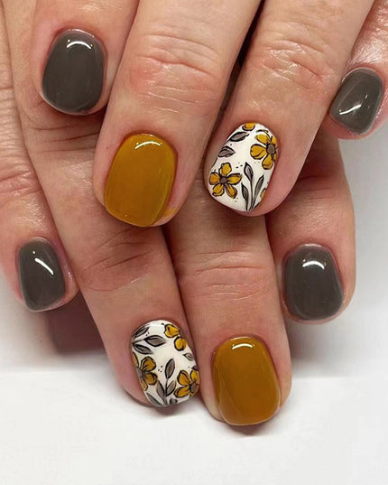 Elegant Minimalist Press-On Nail Set (24pcs) (DESIGN 7396)