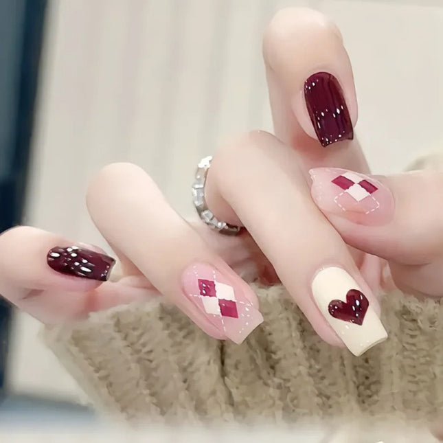 Elegant Minimalist Press-On Nail Set (24pcs) (DESIGN 7645)