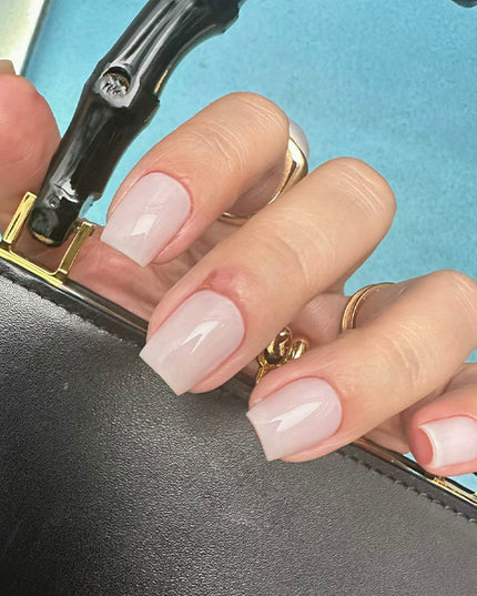 Elegant Minimalist Press-On Nail Set (24pcs) (DESIGN 7426)