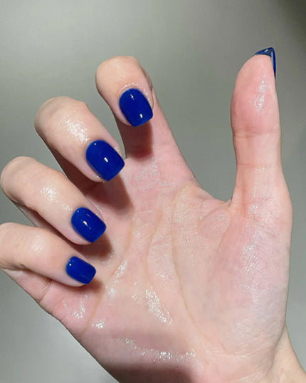 Elegant Minimalist Press-On Nail Set (24pcs) (DESIGN 7423)