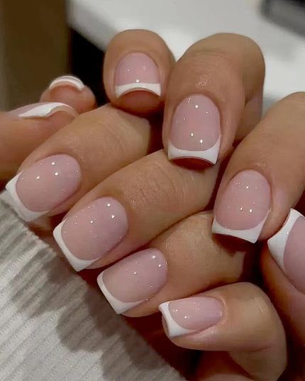 Elegant Minimalist Press-On Nail Set (24pcs) (DESIGN 7383)