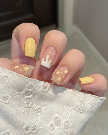 Elegant Minimalist Press-On Nail Set (24pcs) (DESIGN 7574)