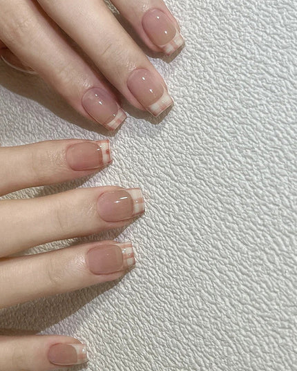 Elegant Minimalist Press-On Nail Set (24pcs) (DESIGN 7652)
