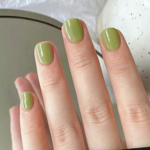 Elegant Minimalist Press-On Nail Set (24pcs) (DESIGN 7422)