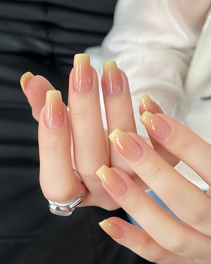 Elegant Minimalist Press-On Nail Set (24pcs) (DESIGN 7639)