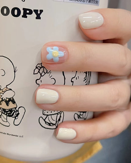Elegant Minimalist Press-On Nail Set (24pcs) (DESIGN 7444)