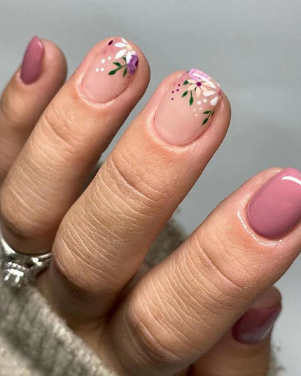 Elegant Minimalist Press-On Nail Set (24pcs) (DESIGN 7441)