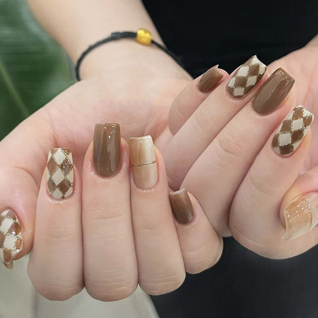 Elegant Minimalist Press-On Nail Set (24pcs) (DESIGN 7590)