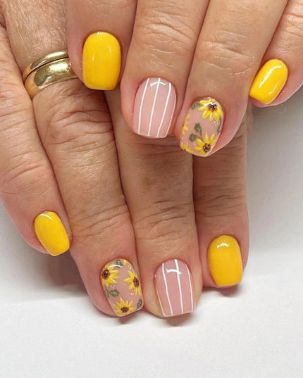 Elegant Minimalist Press-On Nail Set (24pcs) (DESIGN 7389)