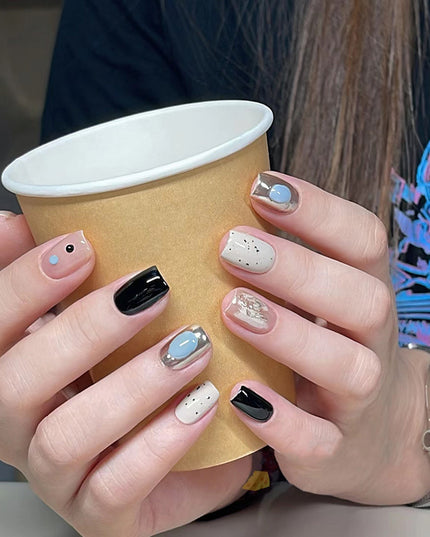 Elegant Minimalist Press-On Nail Set (24pcs) (DESIGN 7548)