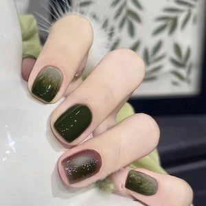 Elegant Minimalist Press-On Nail Set (24pcs) (DESIGN 7372)