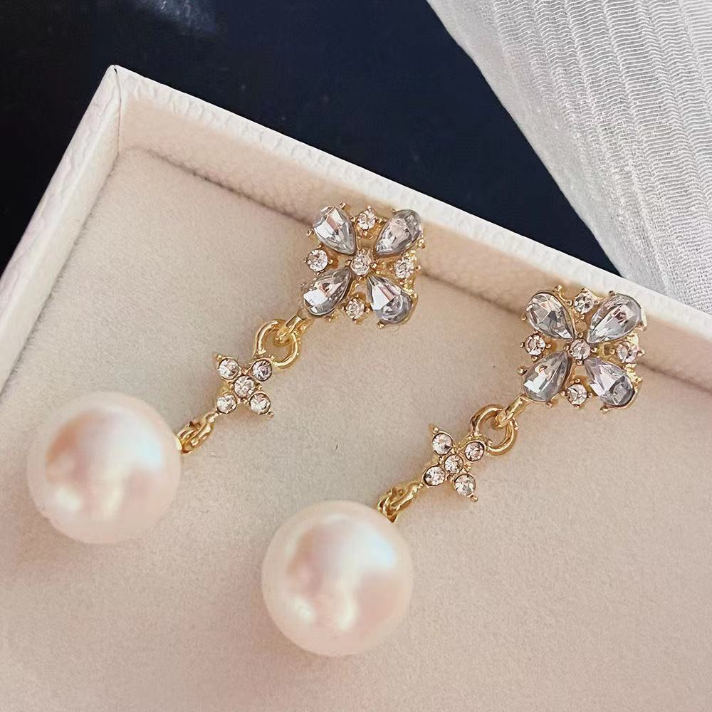 Amazing Korean Jewelry For Women (DESIGN 2128)