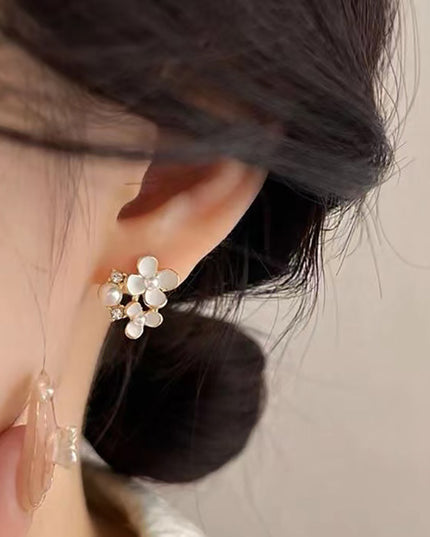 Amazing Korean Jewelry For Women (DESIGN 2130)