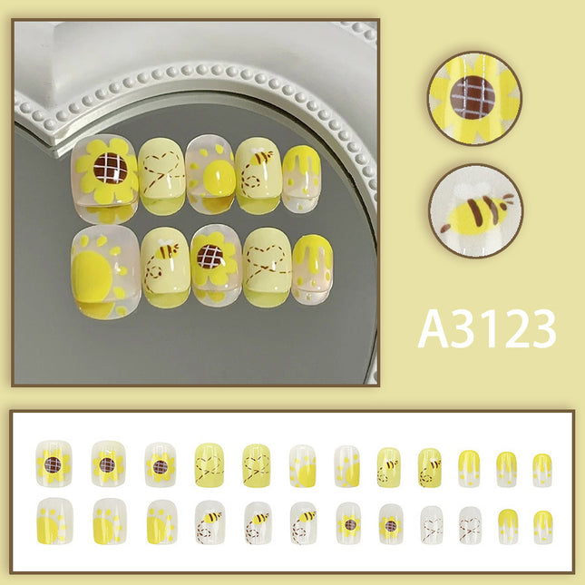 Elegant Minimalist Press-On Nail Set (24pcs) (DESIGN 7646)
