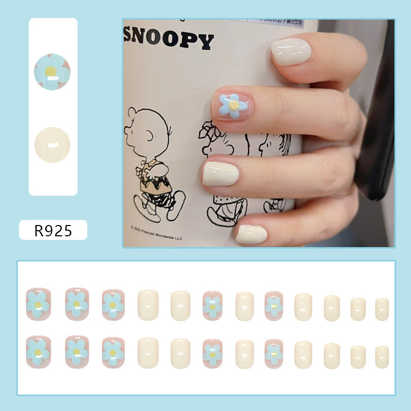 Elegant Minimalist Press-On Nail Set (24pcs) (DESIGN 7444)