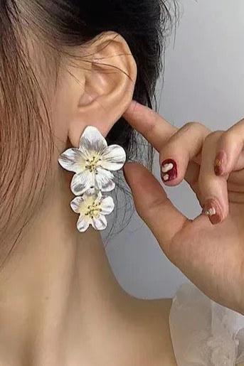 Amazing Korean Jewelry For Women (DESIGN 3017)